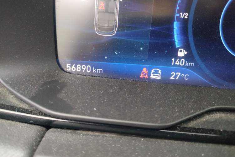 Used Lynk & Co 01 2017 2.0T Four-Wheel Drive Pro Edition Odometer Close Up