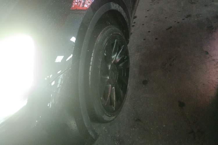 Used Tesla Model Y 2022 Revised Version Long-Range All-Wheel Drive Exterior 4