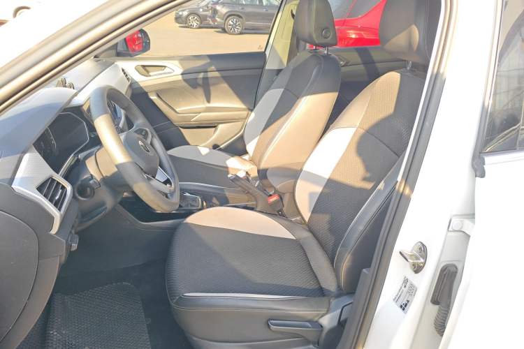 Used Volkswagen Tacqua 2023 200TSI DSG Joy-Connect Edition