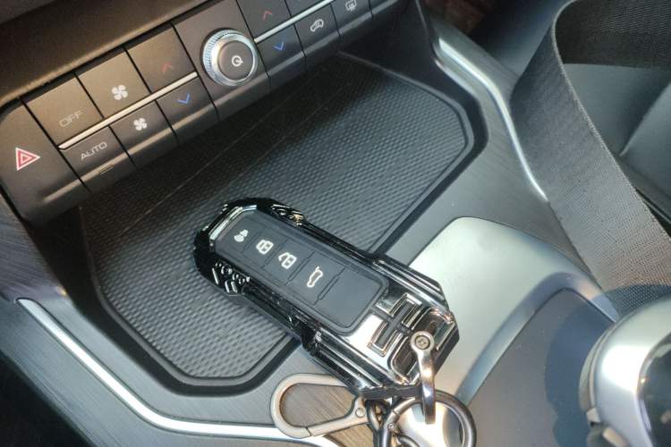 Used Wey VV5 2021 1.5T Two-Wheel Drive Smart Pioneer
