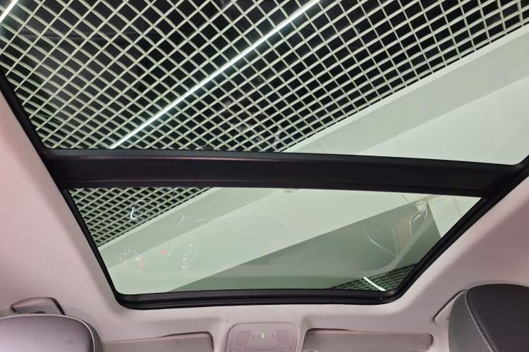 Used Audi A6L 2018 30th Anniversary Edition 30 FSI Style Model Headliner