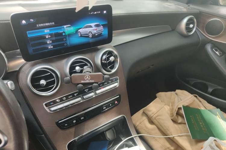 Used Mercedes-Benz GLC 2022 Second Facelift GLC 260 L 4MATIC Luxury Edition
