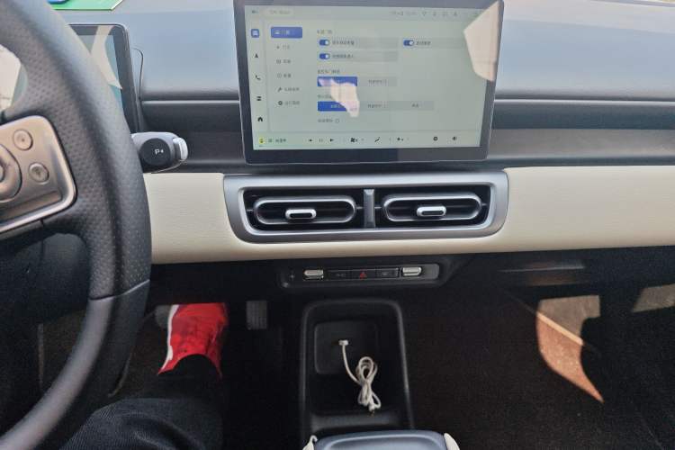 Used Wuling Bingo PLUS 2024 330 km Range Five-Seater Version