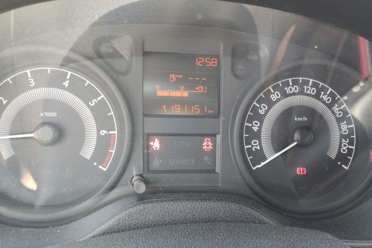 Used Peugeot 301 2014 1.6L Manual Comfort Edition