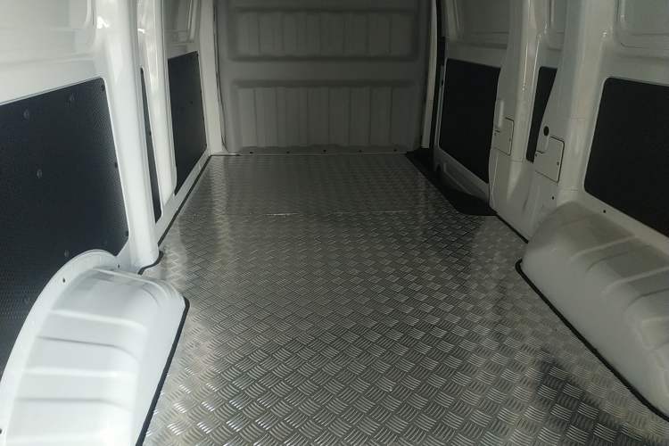 Used Dongfeng Yufeng EM27 2024 EM27L Henan Lidong 41.472 kWh
