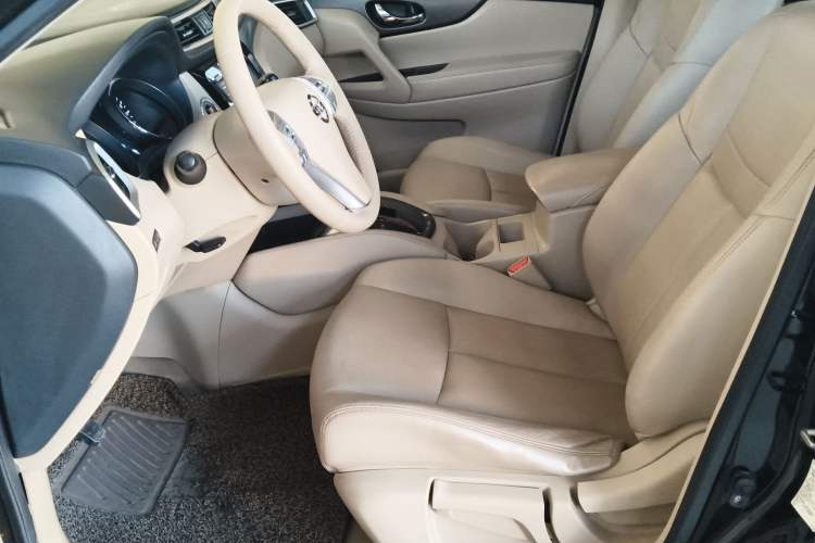 Used Nissan X-Trail 2014 2.0L CVT Comfort Edition 2WD
