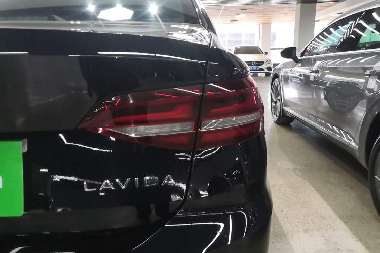Used Volkswagen Lavida 2024 1.5L Automatic 5 Million Edition Exterior 2