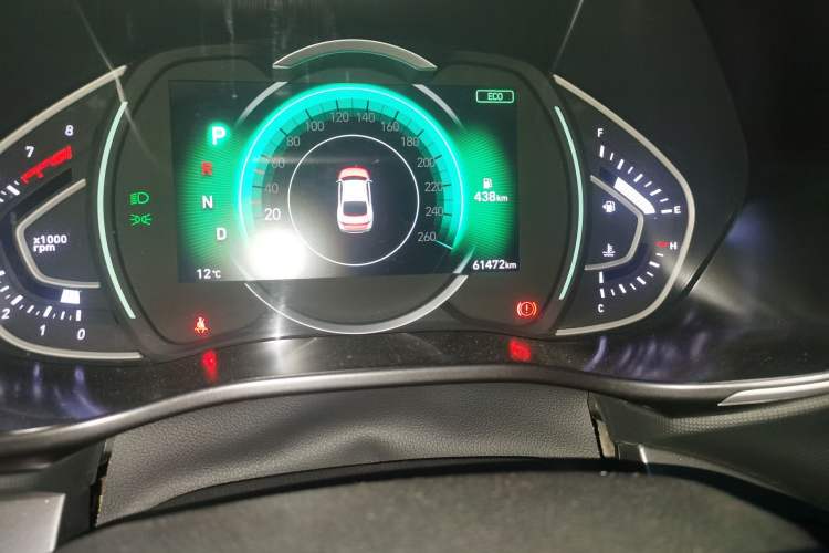 Used Hyundai Lafesta 2019 280TGDi Smart Speed Version China VI Standard Odometer Close Up