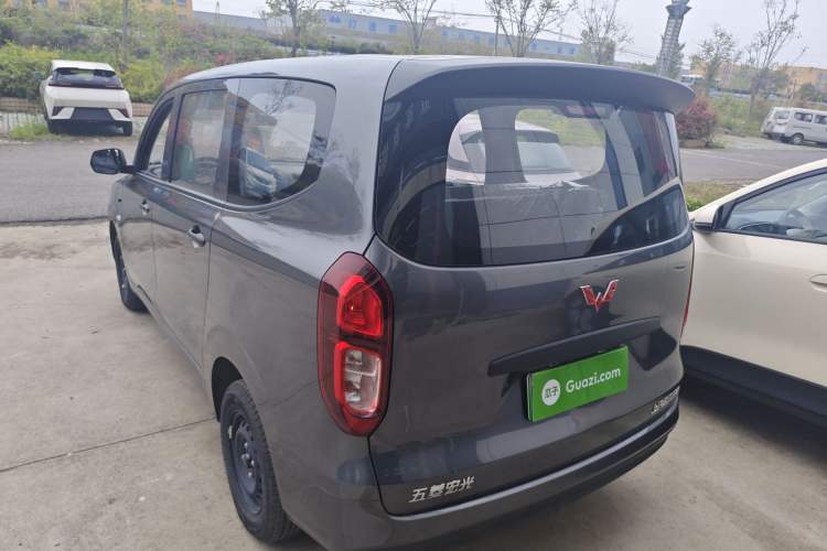 Used Wuling Hongguang New Energy 2024 All-Electric Model 300KM Standard Version Exterior 2