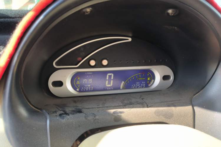 Used Chery QQ3 2012 Stylish Edition 1.0L Manual Start-Up Model