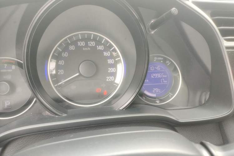 Used Honda Fit 2016 1.5L LXS CVT Comfort Sunroof Version Odometer Close Up