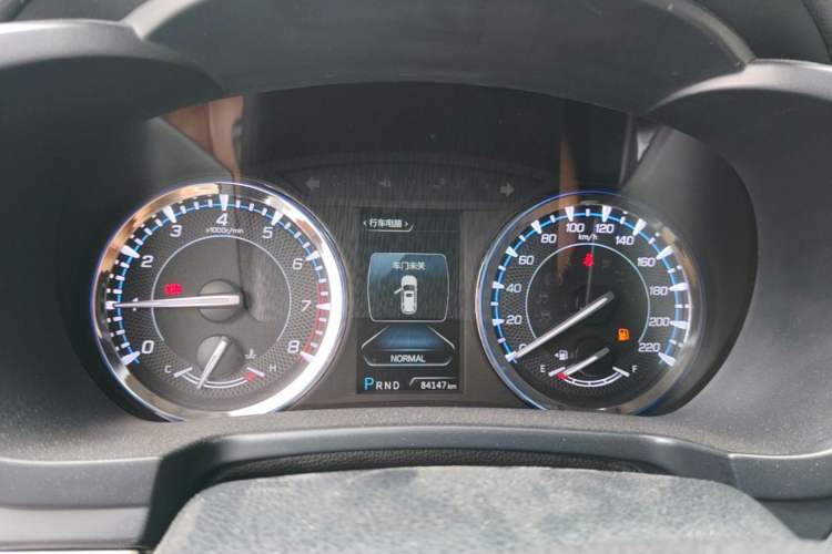Used CHANGAN CS95 2017 2.0T Two-Wheel Drive Zhitu Edition