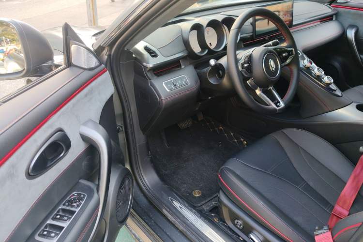 Used ORA Lightning Cat 2024 Dark Night Edition 555km Prestige Version
