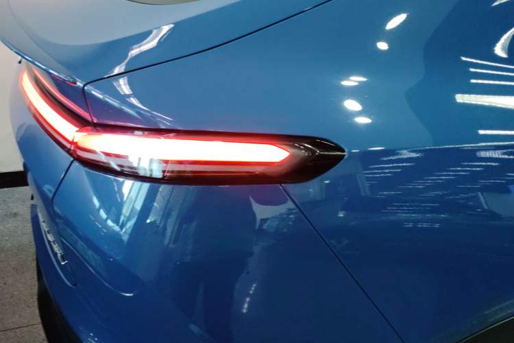 Used ONVO L60 2024 60 kWh Rear-Drive Version