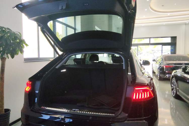 Used Audi Q8 2022 55 TFSI Luxury Dynamic Edition