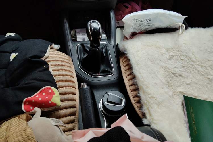 Used CHANGAN CS35 2017 1.6L Manual Luxury Model Gear Lever