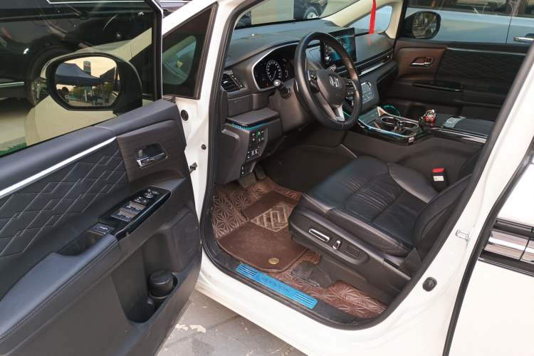 Used Honda Elysion 2022 2.0L eHEV Luxury First Edition
