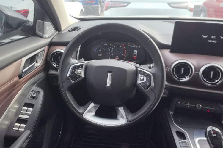 Used Wey VV6 2020 2.0T Two-Wheel Drive Smart Enjoyment+