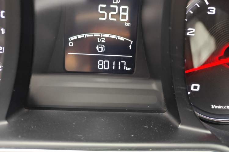 Used MG 6 2017 20T Manual Luxury Smart Connect Version China V Standard
