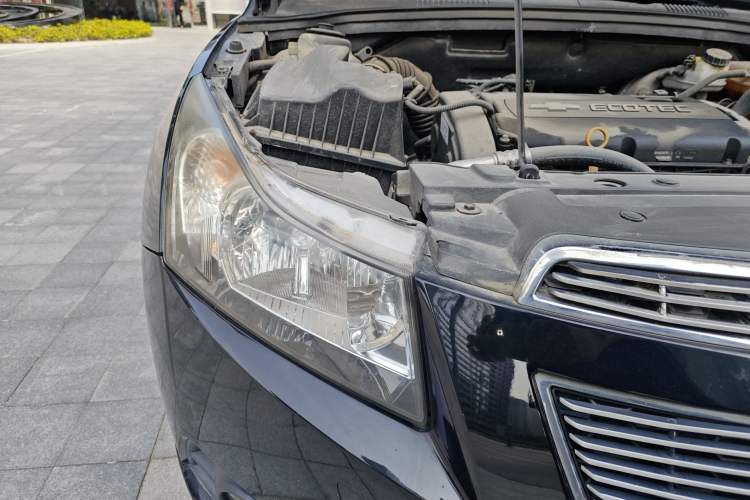 Used Chevrolet Cruze 2012 1.6L SE MT
