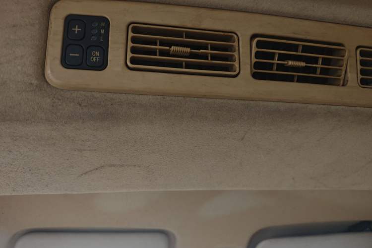 Used Dongfeng Fengon 370 2016 1.5L Manual Standard Edition SFG15-02 7 Seats Headliner