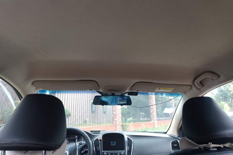 Used Baojun 560 2015 1.8L Manual Elite Edition