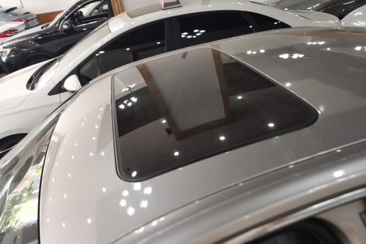 Used BMW 3 Series 2016 320Li Ambition Model
