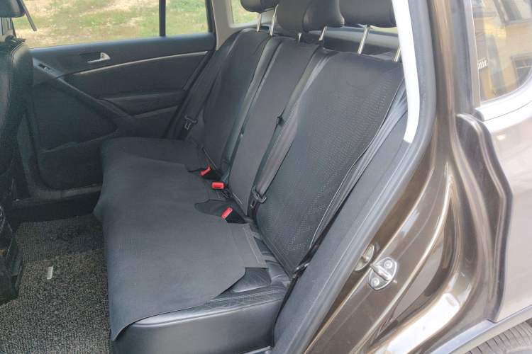 Used Volkswagen Tiguan 2015 1.8TSI Automatic Two-Wheel Drive Luxury Model Left Rear Seat