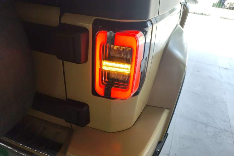 Used BAIC Off-Road BJ40 2019 2.3T Automatic Four-Wheel Drive Ring the Tower Champion Edition China VI