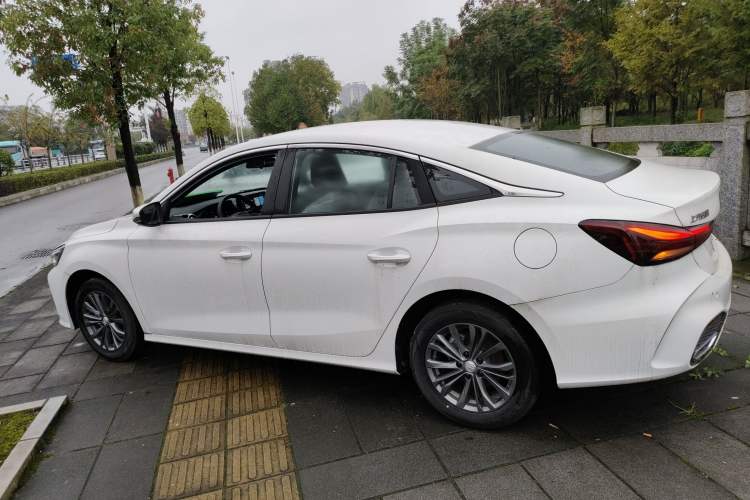 Used MG 5 2025 180 DVVT Global First Edition