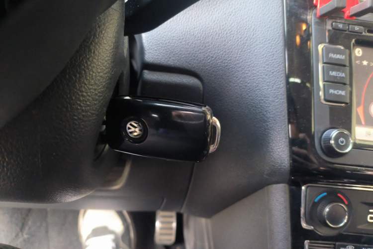 Used Volkswagen Polo 2014 1.6L Automatic Luxury Edition
