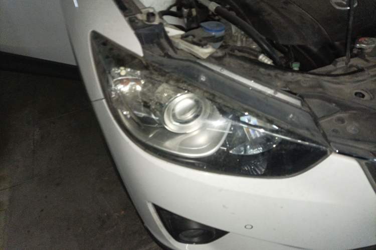 Used Mazda CX-5 2014 2.0L Automatic Two-Wheel Drive Urban Version Right Front Headlight