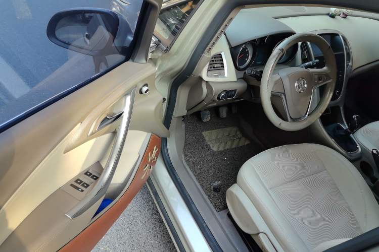 Used Buick GT 2013 GT 1.6L Manual Entry-Level Model
