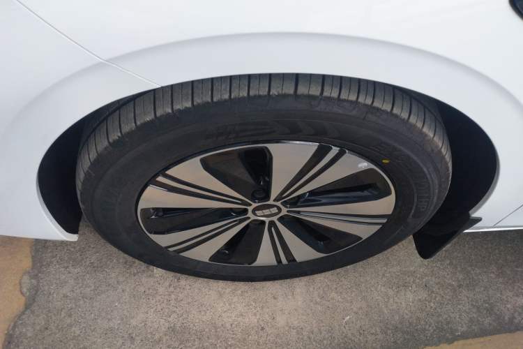 Used Geely Galaxy Galaxy A7 2025 Model EM-i 150km Exploration+ Edition
