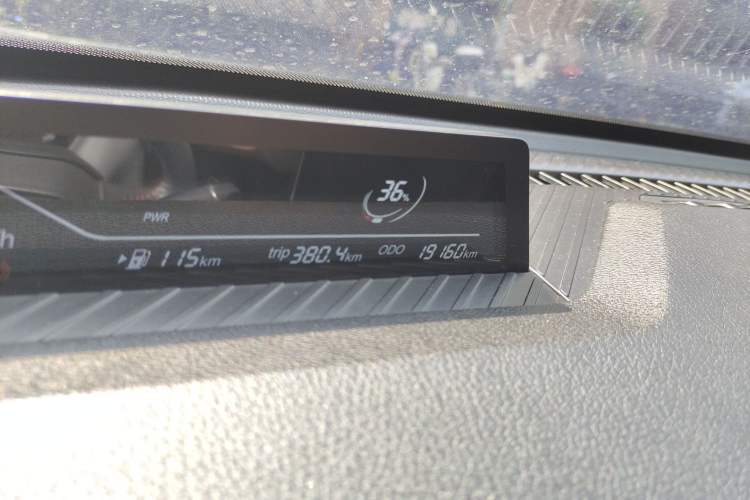 Used NETA V 2021 Standard Range Entertainment Version – Upgraded Model Odometer Close Up