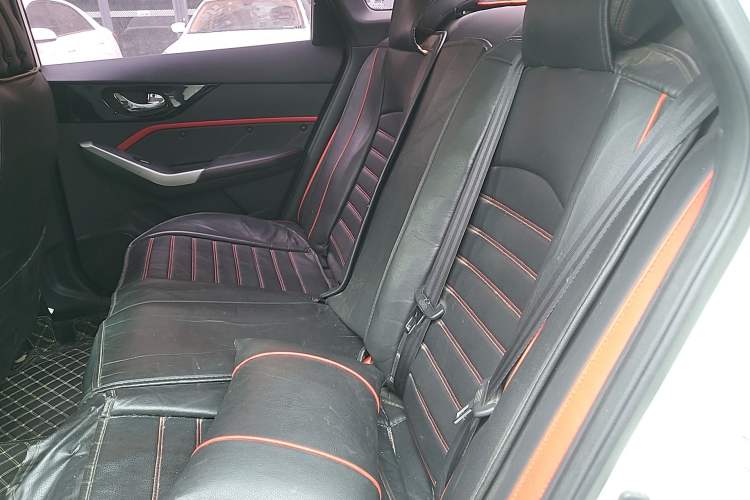 Used Venucia D60 2019 100 000-Yuan Glory 1.6L XE Manual – Chenxiang Edition China VI
