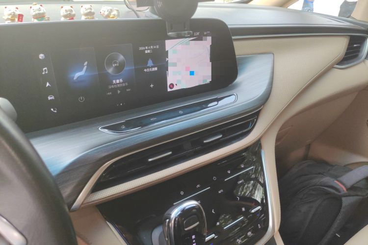 Used Buick GL8 2021 ES Landtrek 653T Smart Luxury Model
