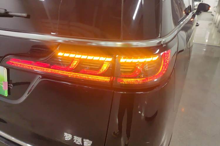 Used VOYAH Dream 2024 PHEV Extended-Range Premium Edition Right Rear Taillight