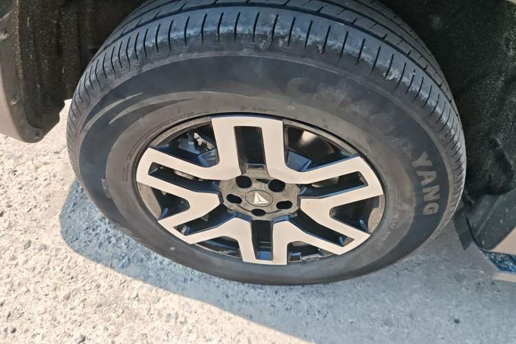 Used Deepal G318 2024 Four-Wheel Drive Comfort Edition Right Rear Wheel Hub