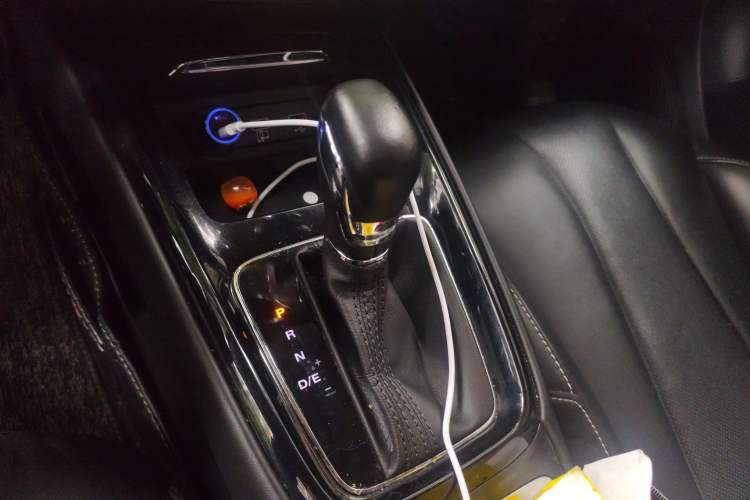 Used Roewe i5 2020 1.5L Automatic 4G Connect Luxury Flagship Edition
