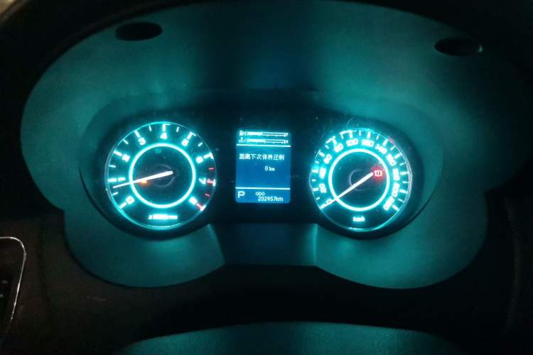 Used JAC Group Refine M5 2016 2.0T Gasoline Automatic Business Edition Instrument Cluster