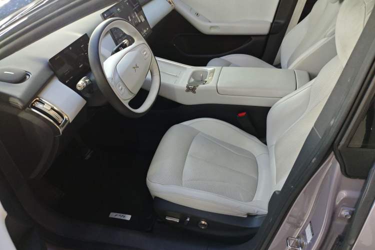 Used XPeng P7+ 2024 Long-Range Max Left Front Seat