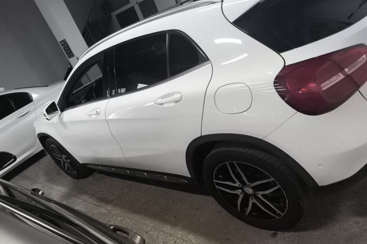 Used Mercedes-Benz GLA 2015 GLA 220 4MATIC Fashion Model
