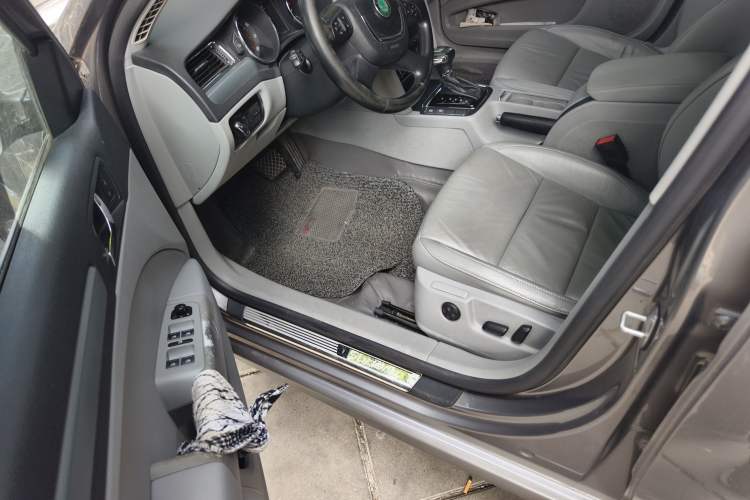 Used Skoda Superb 2009 1.8TSI Automatic Prestige Edition Driver Seat