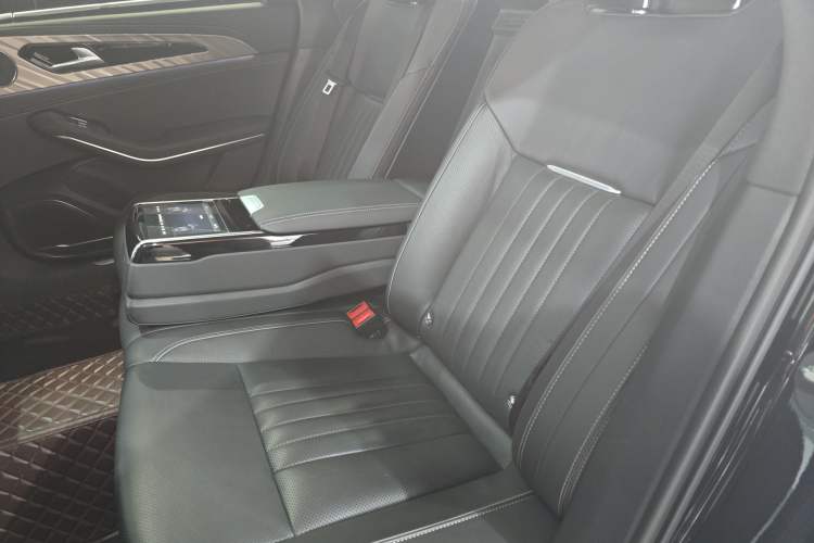 Used Hongqi H9 2023 2.0T Smart Connect Flagship Edition