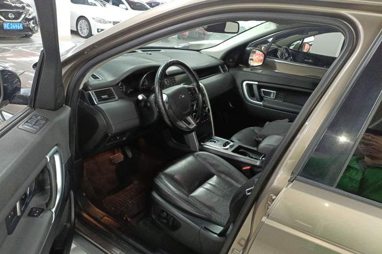 Used Land Rover Discovery Sport 2016 2.0T HSE Driver Seat