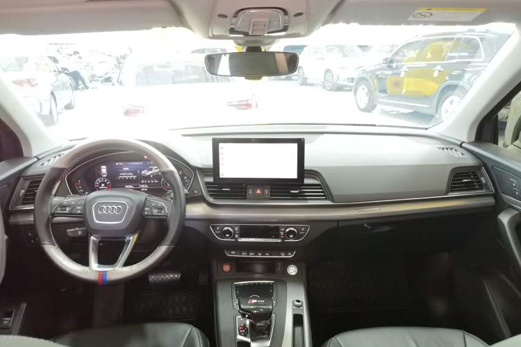 Used Audi Q5L 2020 45 TFSI Prestige Fashion Model
