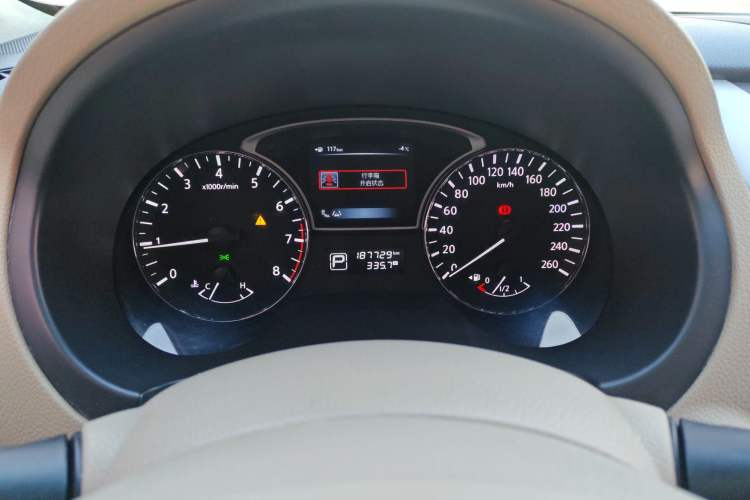Used Nissan Teana 2013 2.5L XL-Upper NAVI Tech Deluxe Edition Instrument Cluster