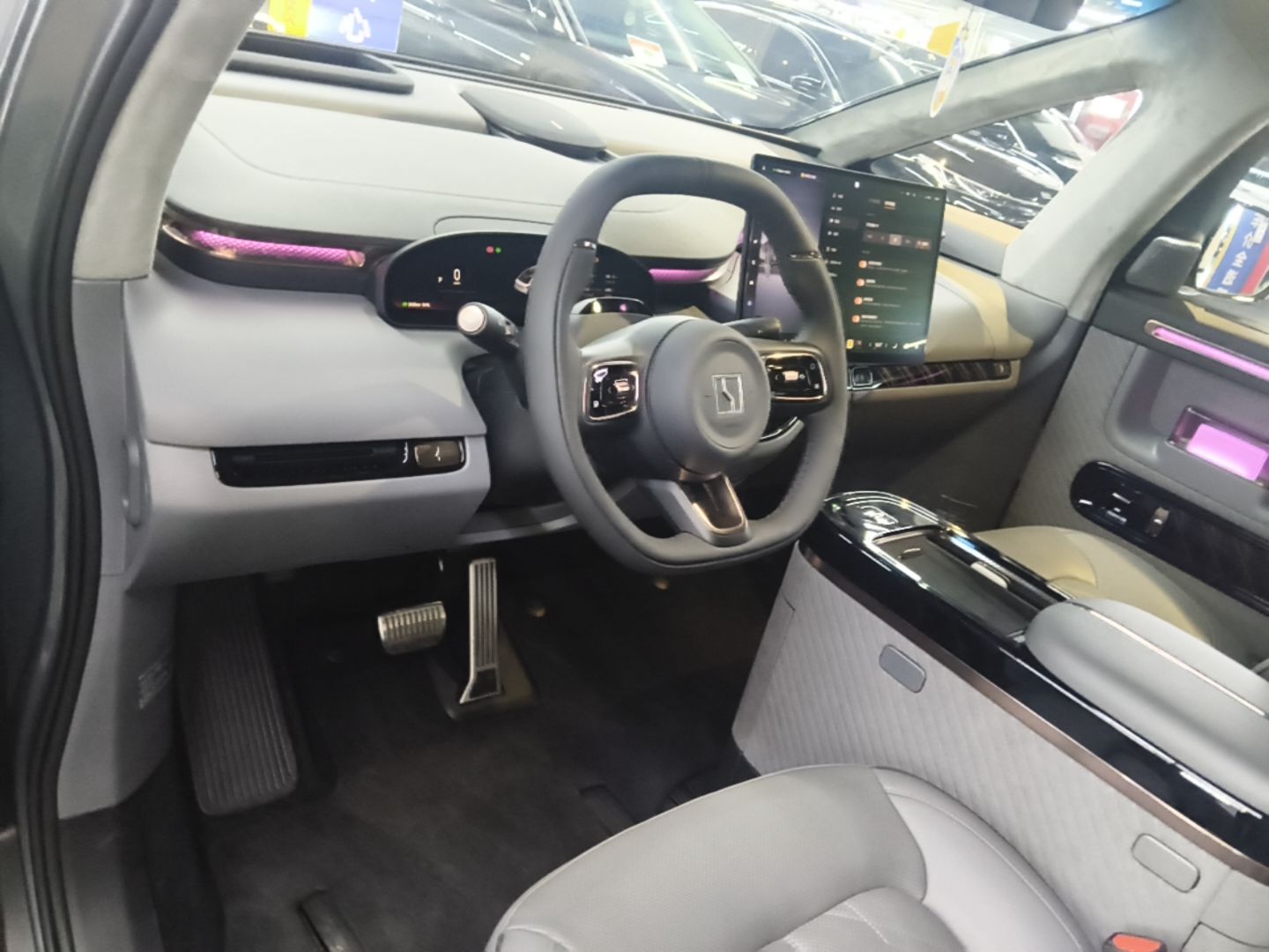 Zeekr MIX 2025 Intelligent Driving Version — снимка 12
