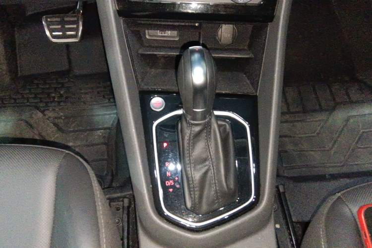 Used Jetta VS7 2020 1.4T Automatic Enjoyment Model